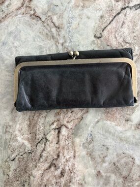 Hobo Leather Clutch Wallet Vintage Inspired Kiss Lock Frame black purse